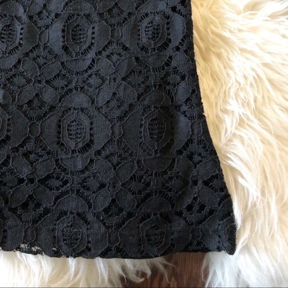 Banana Republic Black Scoop Neck 3/4 Lace Top {4} - Picture 5 of 8